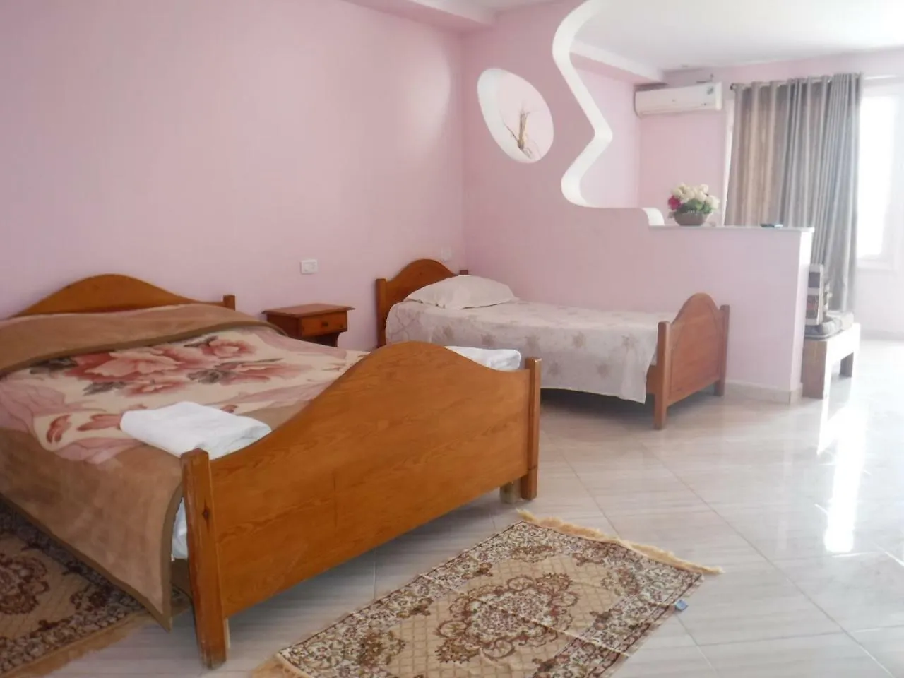 Отель Pension Les Grottes Тунис